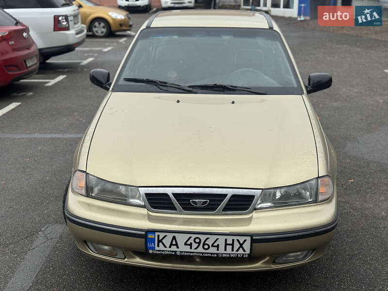 Седан Daewoo Nexia 2007 в Киеве