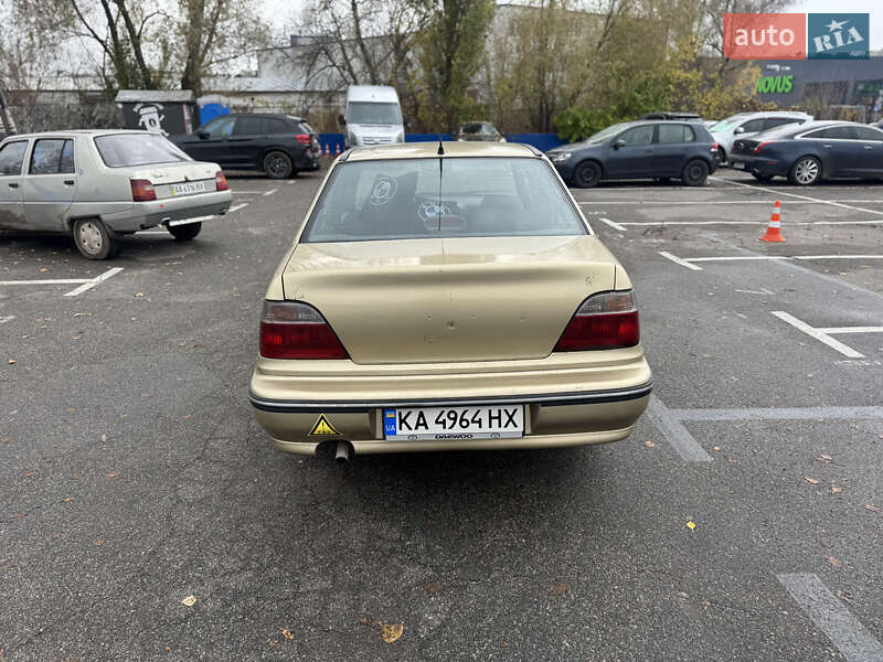 Седан Daewoo Nexia 2007 в Киеве