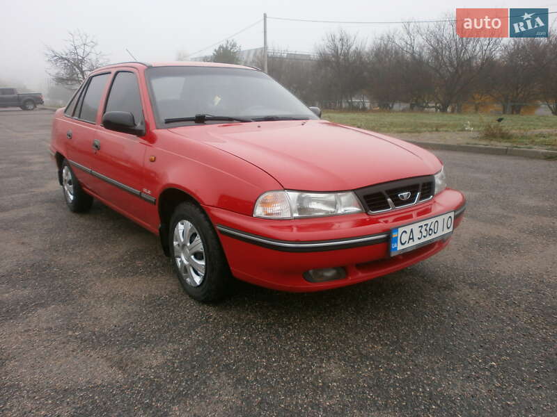 Седан Daewoo Nexia 2007 в Черкасах