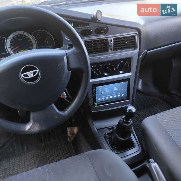 Седан Daewoo Nexia 2008 в Золотоноше