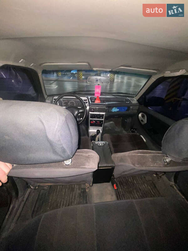 Седан Daewoo Nexia 1997 в Луцьку