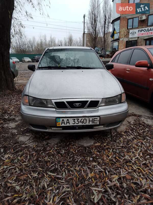 Седан Daewoo Nexia 2008 в Києві
