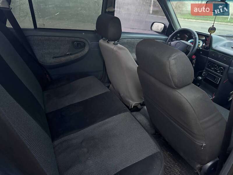 Седан Daewoo Nexia 2008 в Запоріжжі