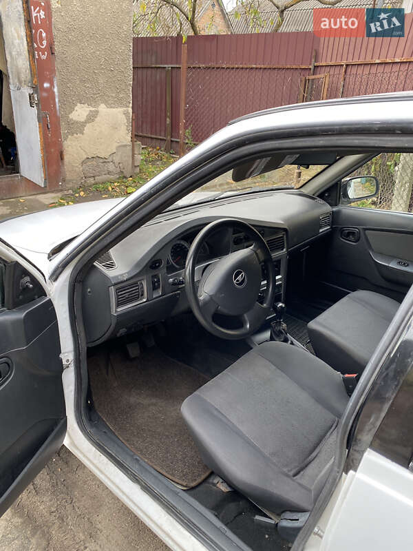 Седан Daewoo Nexia 2011 в Бердичеві фото 2 Седан Daewoo Nexia 2011 в Бердичеві