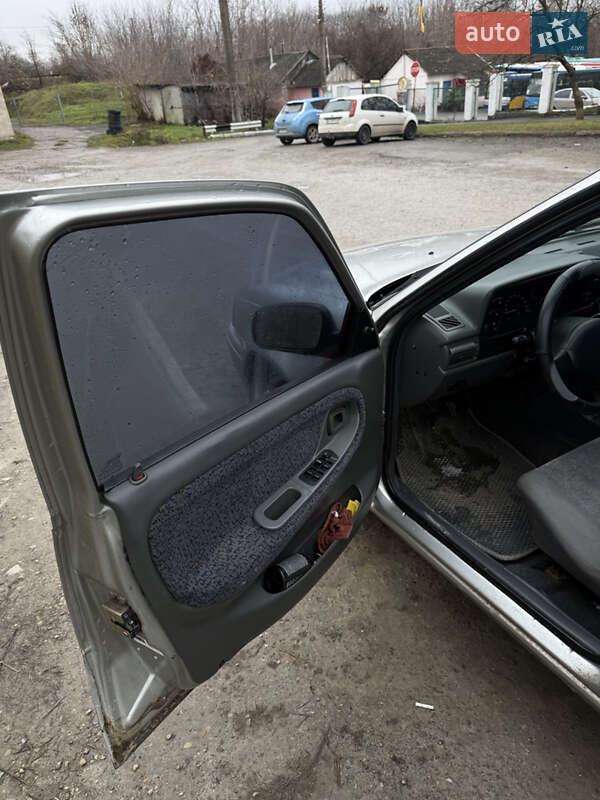 Седан Daewoo Nexia 2005 в Кам'янець-Подільському