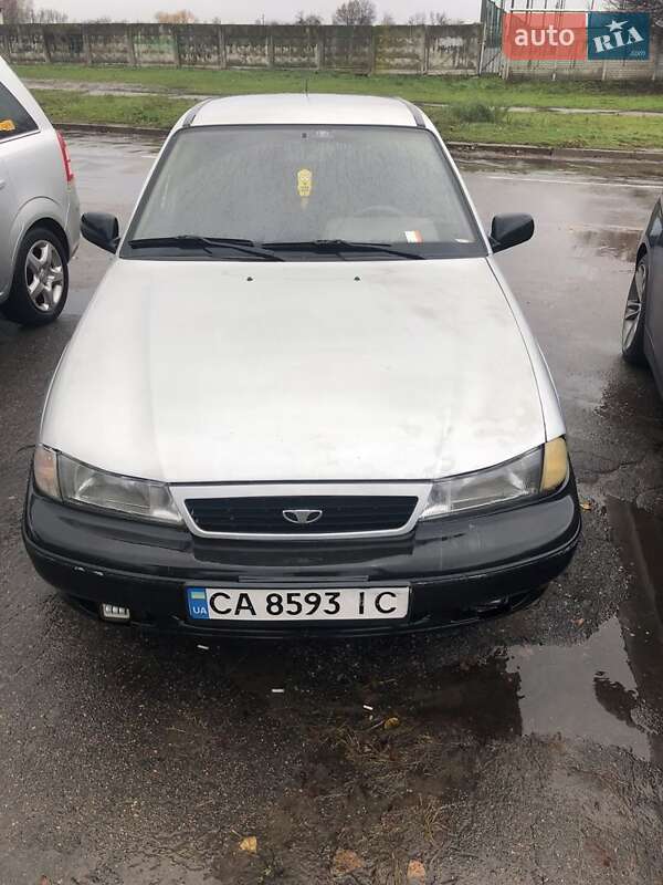 Седан Daewoo Nexia 2008 в Черкасах