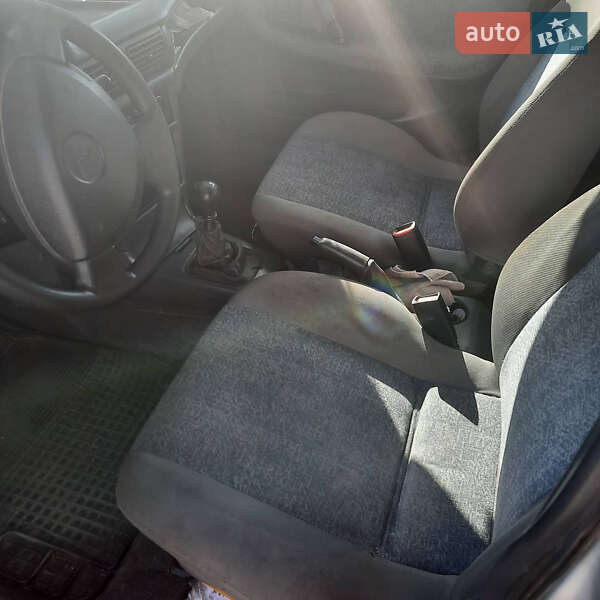 Седан Daewoo Nexia 2008 в Рівному