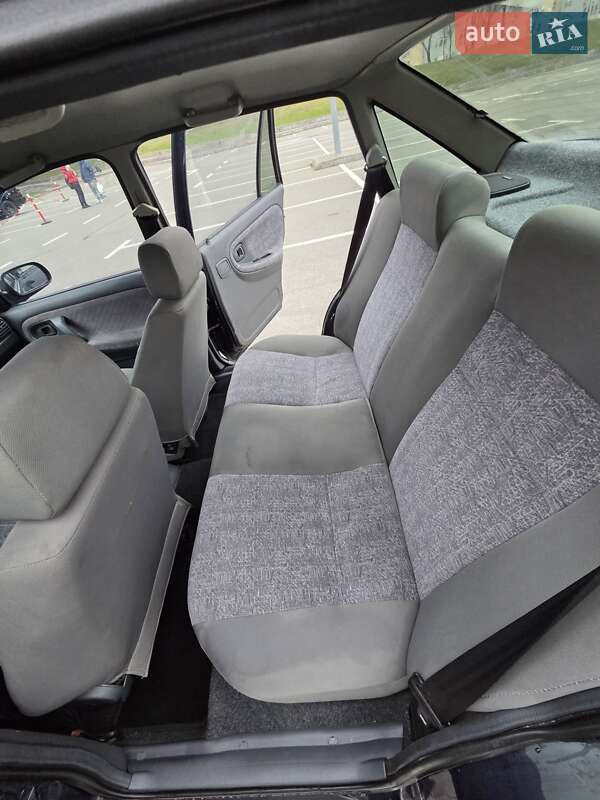 Седан Daewoo Nexia 2007 в Киеве