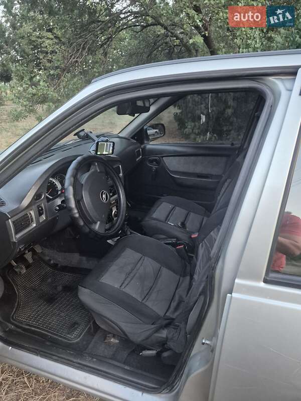 Седан Daewoo Nexia 2008 в Каменском