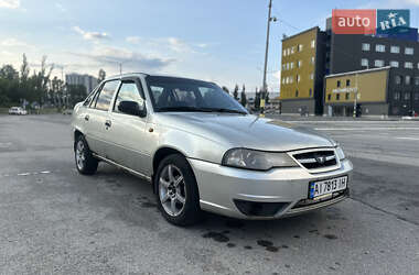 Седан Daewoo Nexia 2008 в Киеве