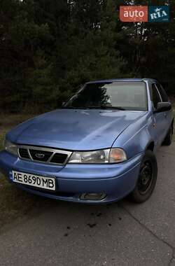 Седан Daewoo Nexia 2008 в Горішніх Плавнях