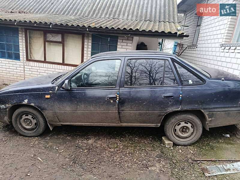 Седан Daewoo Nexia 1998 в Гайсине