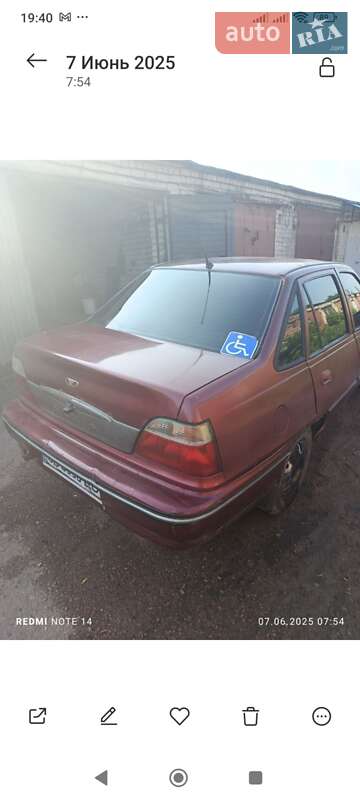 Седан Daewoo Nexia 2005 в Чернигове