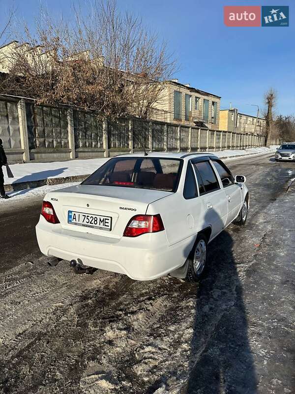 Седан Daewoo Nexia 2009 в Києві