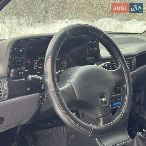 Седан Daewoo Nexia 2006 в Днепре