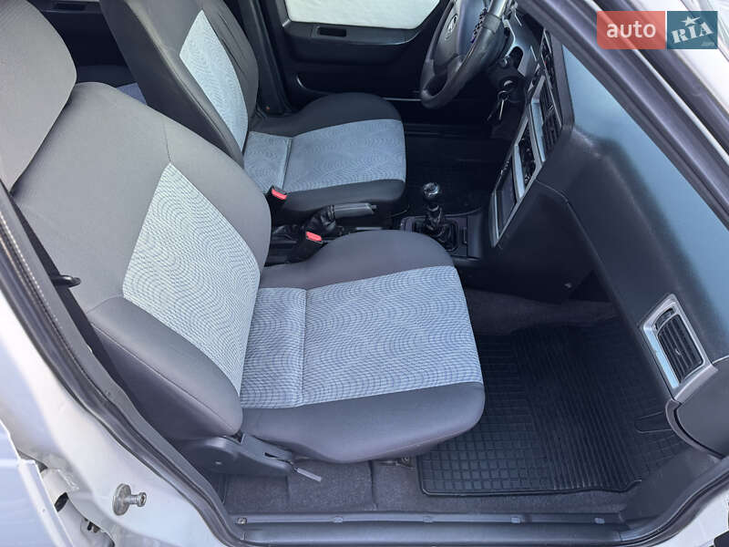 Седан Daewoo Nexia 2008 в Кременчуге