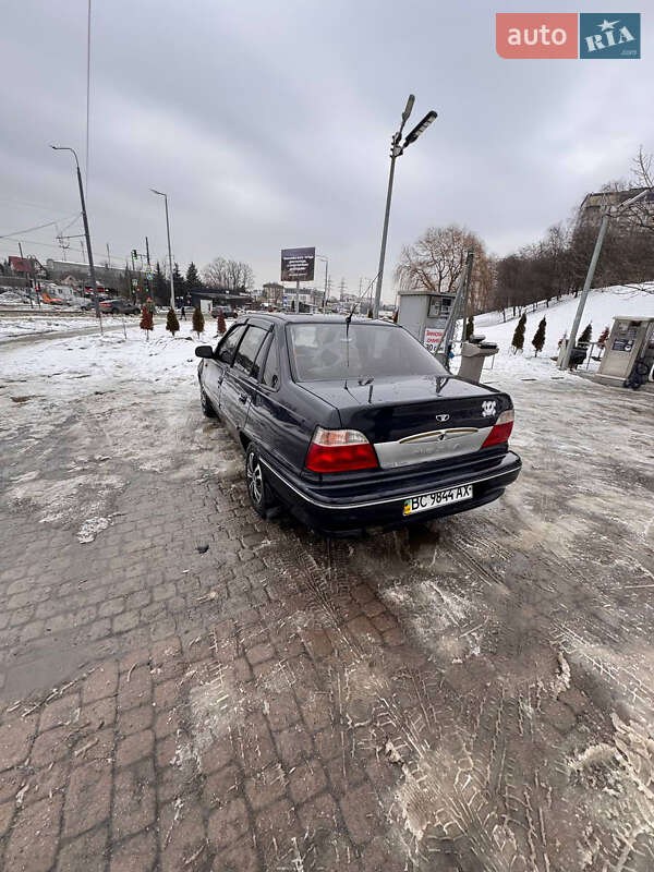 Седан Daewoo Nexia 2007 в Львові