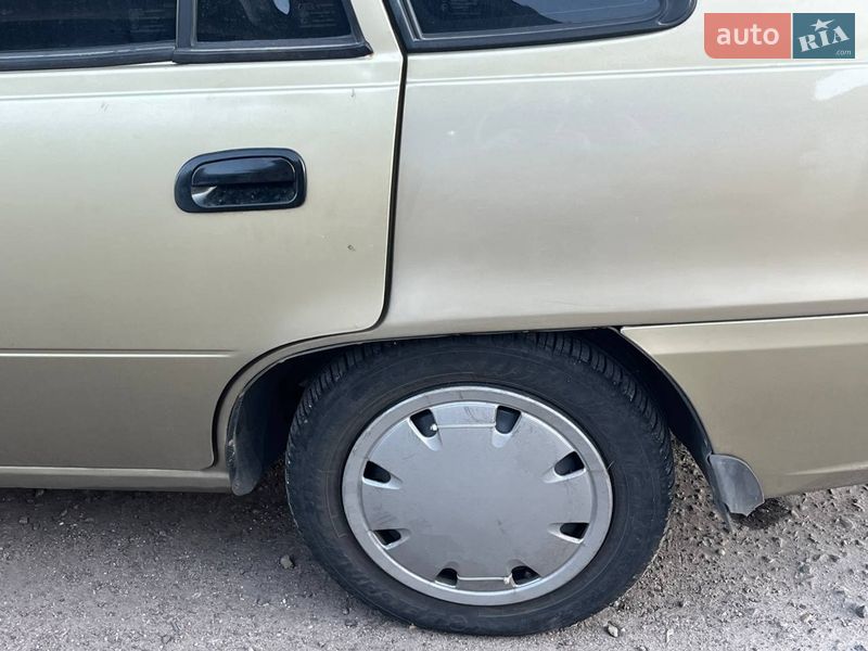 Седан Daewoo Nexia 2008 в Николаеве