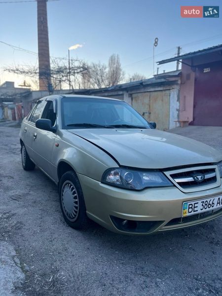 Седан Daewoo Nexia 2008 в Николаеве
