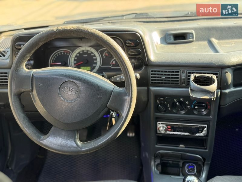 Седан Daewoo Nexia 2006 в Ровно