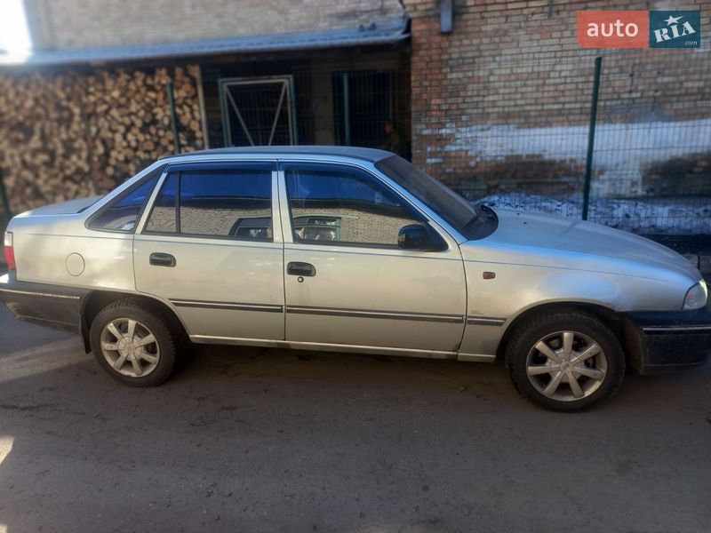 Седан Daewoo Nexia 2008 в Киеве