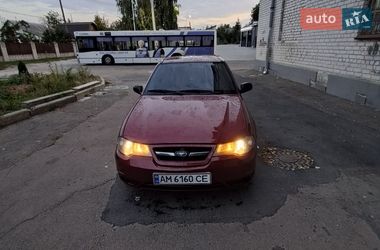 Седан Daewoo Nexia 2012 в Житомире