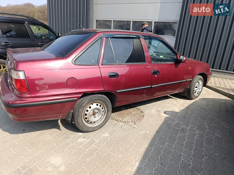 Седан Daewoo Nexia 2006 в Щирце