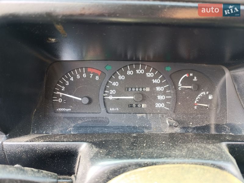 Седан Daewoo Nexia 2006 в Щирце