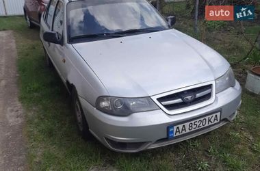 Седан Daewoo Nexia 2010 в Києві