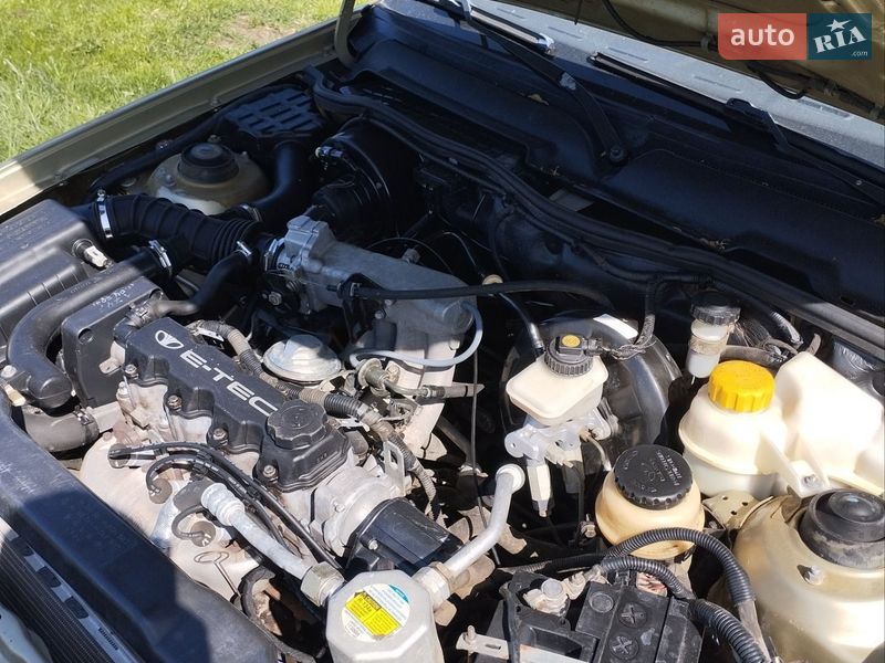 Седан Daewoo Nexia 2006 в Чернівцях