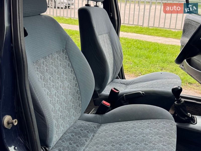 Седан Daewoo Nexia 2006 в Днепре