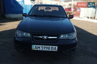 Седан Daewoo Nexia 2009 в Житомирі