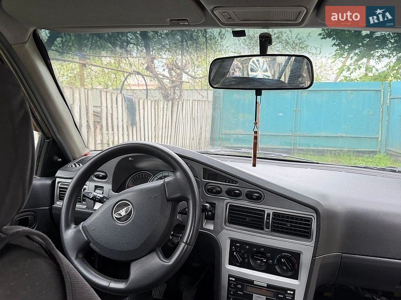 Седан Daewoo Nexia 2011 в Житомире