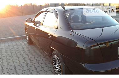 Седан Daewoo Nubira 1998 в Днепре