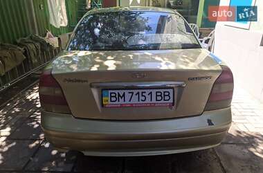 Седан Daewoo Nubira 2001 в Сумах