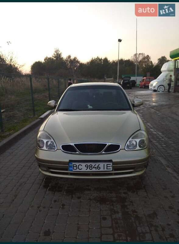 Седан Daewoo Nubira 2002 в Дрогобыче