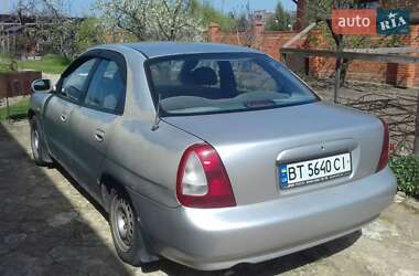 Седан Daewoo Nubira 1998 в Херсоне
