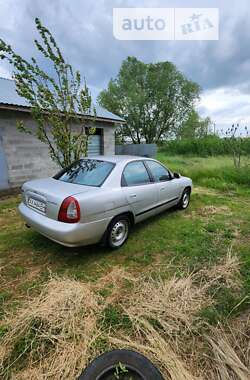 Седан Daewoo Nubira 1998 в Харькове