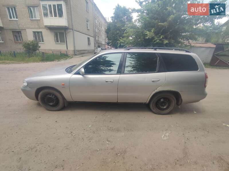 Daewoo Nubira 1998
