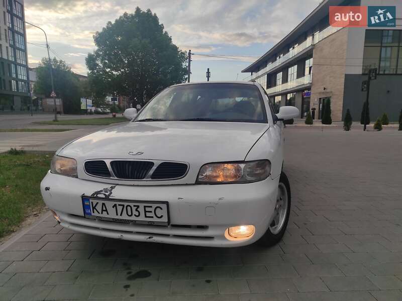 Універсал Daewoo Nubira 1998 в Києві