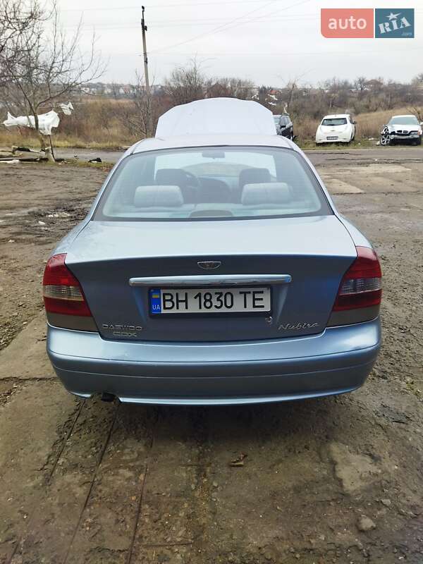 Седан Daewoo Nubira 2003 в Черноморске