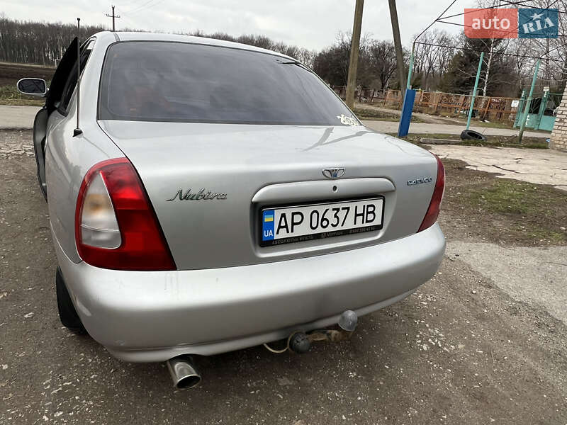 Седан Daewoo Nubira 1998 в Запорожье