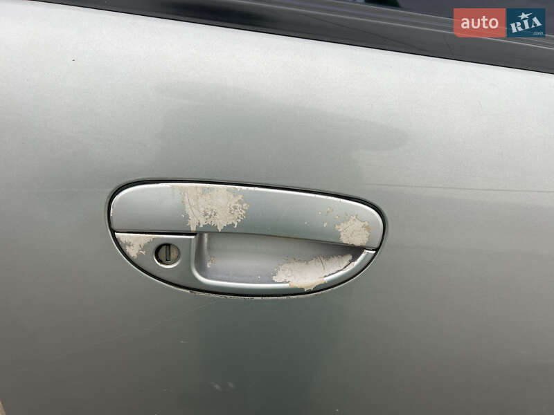 Седан Daewoo Nubira 1998 в Запорожье