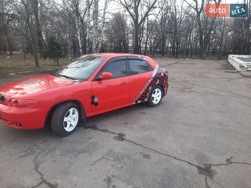 Хэтчбек Daewoo Nubira 1998 в Покрове