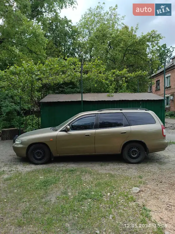 Daewoo Nubira