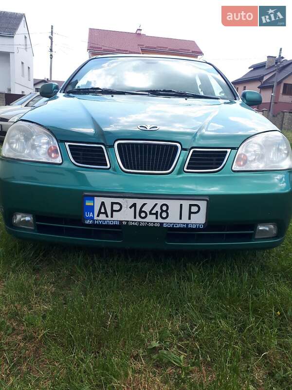 Седан Daewoo Nubira 2004 в 