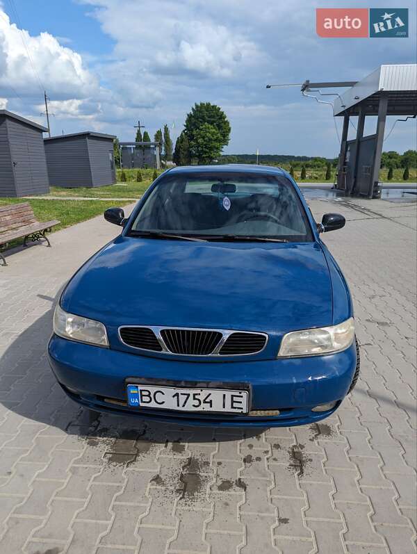 Седан Daewoo Nubira 2000 в Пустомытах