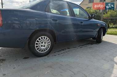 Седан Daewoo Nubira 2000 в 