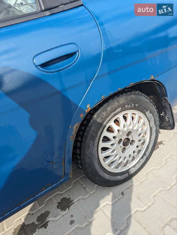 Седан Daewoo Nubira 2000 в Пустомытах