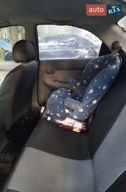 Седан Daewoo Nubira 1998 в 